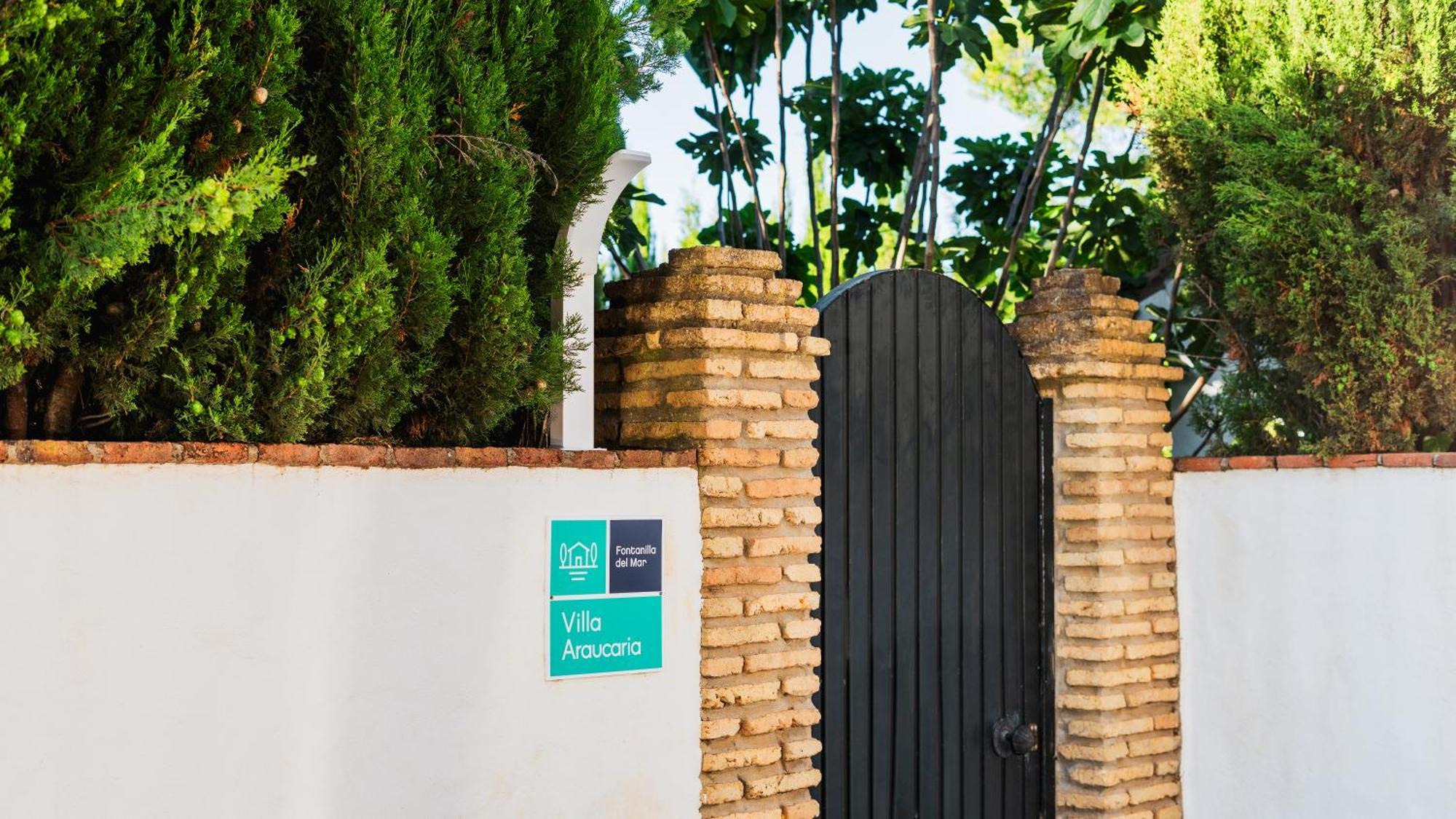 Villa Esterlicia By Fontanilla Del Mar Holidays Rentals Конил-де-ла-Фронтера Екстериор снимка